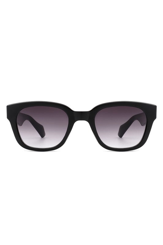 Classic Horn Rimmed Square Fashion Sunglasses