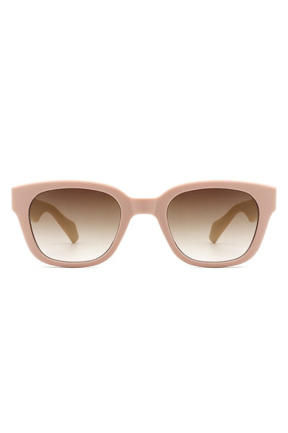 Classic Horn Rimmed Square Fashion Sunglasses