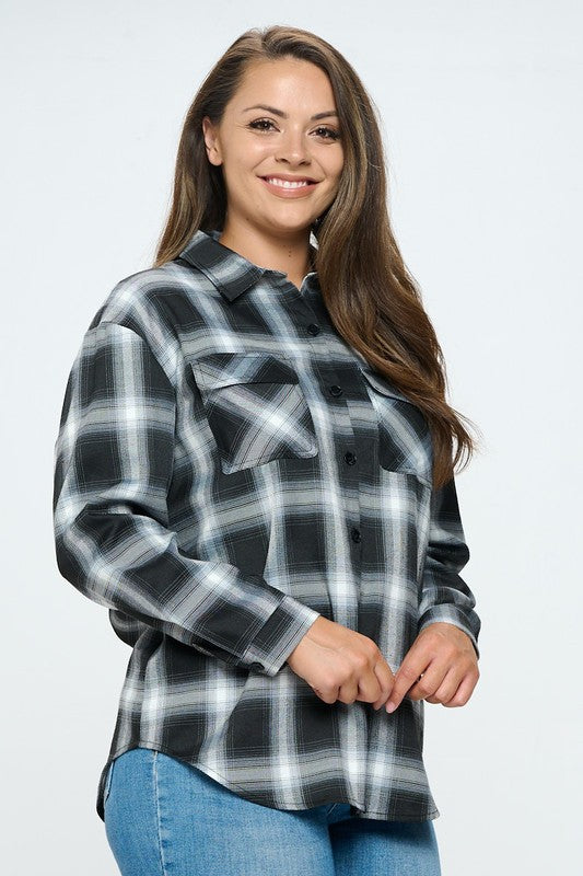 PLUS SIZE PLAID BUTTON UP SHIRT-BLACK/WHITE