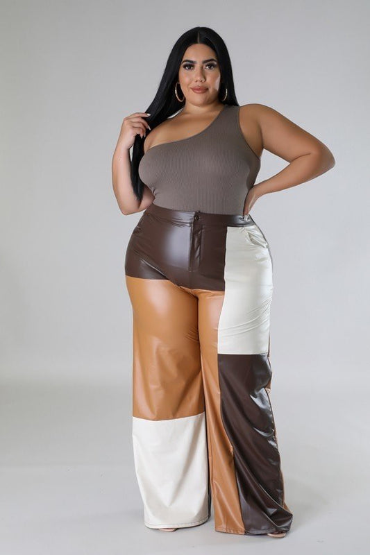 PLUS SIZE COLOR BLOCK FAUX LEATHER PANTS