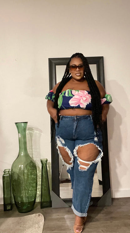 PLUS SIZE HIGH WAIST DESTROYED KNEE JEANS