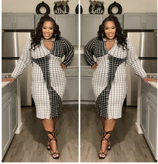 PLUS SIZE BLACK/WHITE GRID PRINTED ZIP UP LONG SLEEVE DRESS