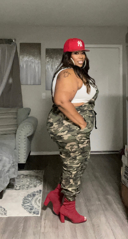 PLUS SIZE CAMO OVERALL JUMPSUIT