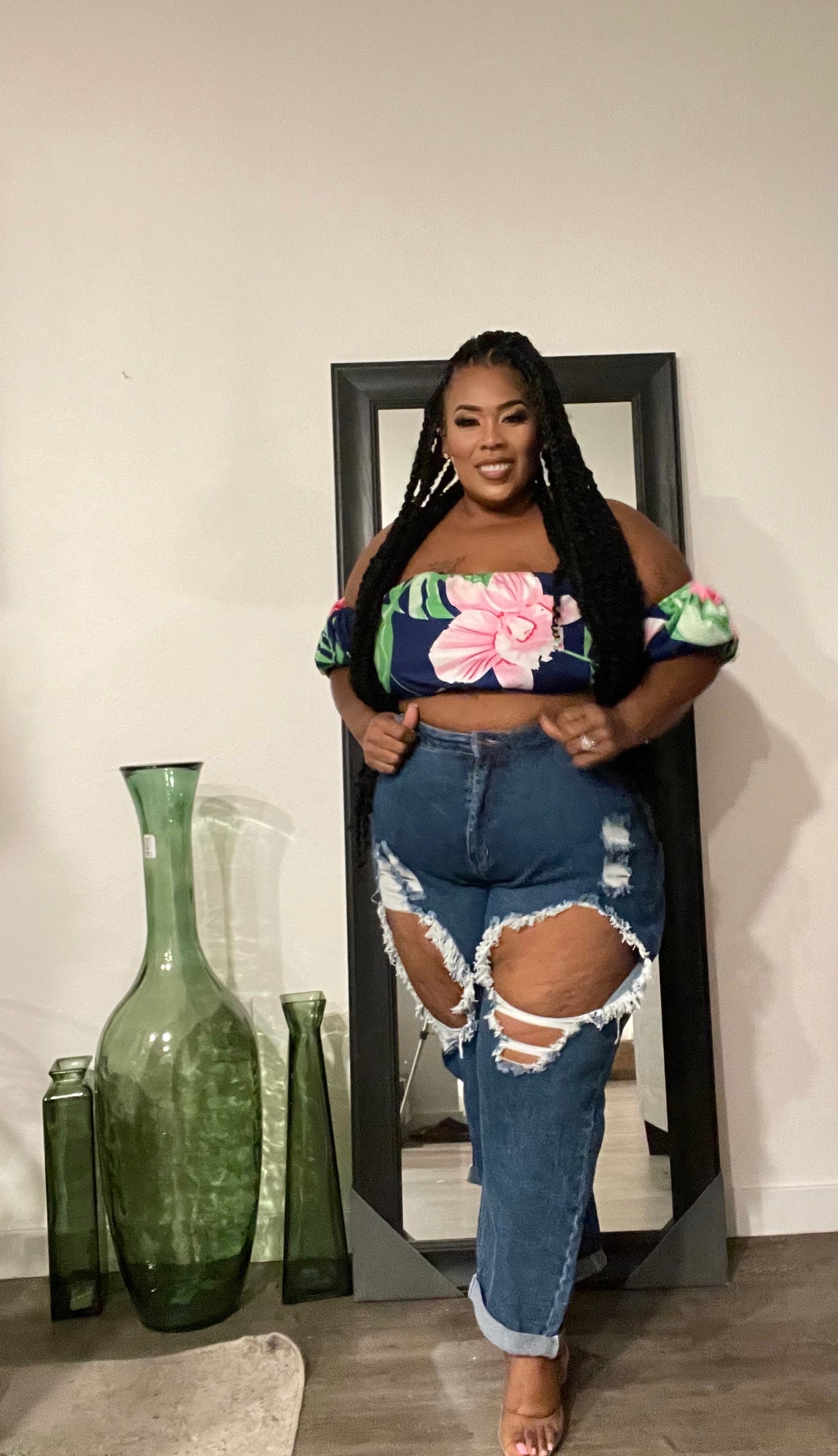 PLUS SIZE HIGH WAIST DESTROYED KNEE JEANS